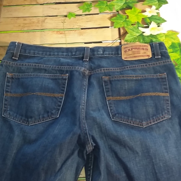 Express size 14 short blue jeans - Picture 9 of 9
